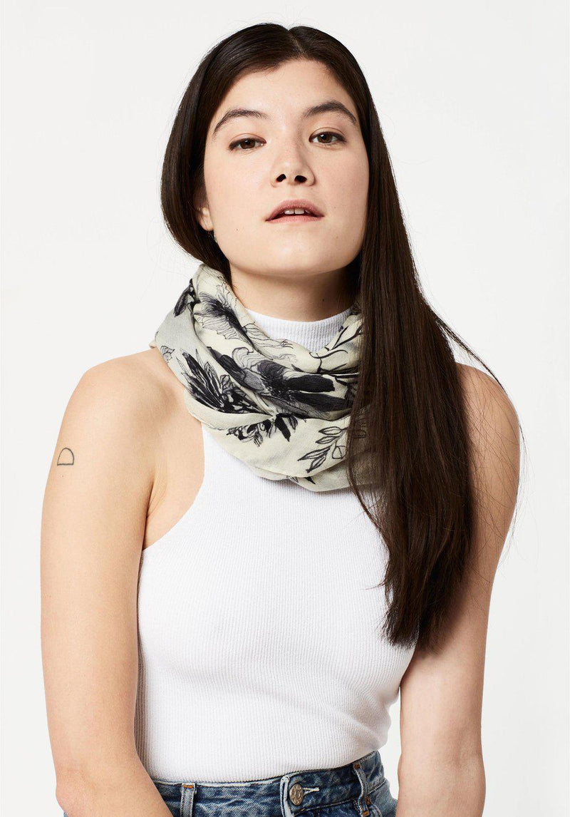 Bloom Scarf-Olivia Wendel